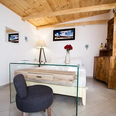 Mera Beachfront House - Phalasarna Exterior foto